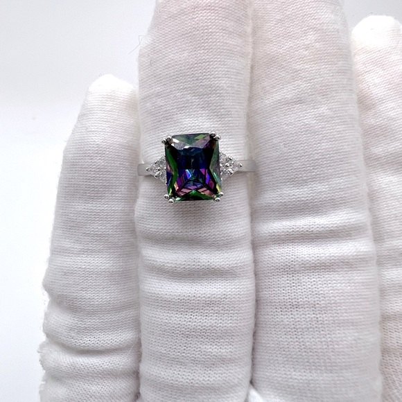 .925 Sterling Silver Rainbow Cz Ring - Picture 12 of 16